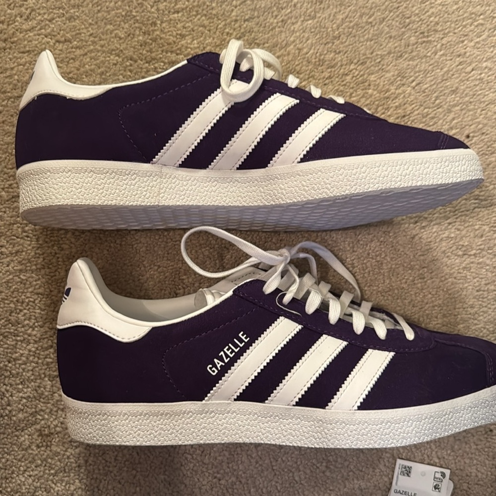 NWT Adidas Gazelle Sneakers Dark Purple Size MENS 9/WOMENS 10.5 - Picture 6 of 7